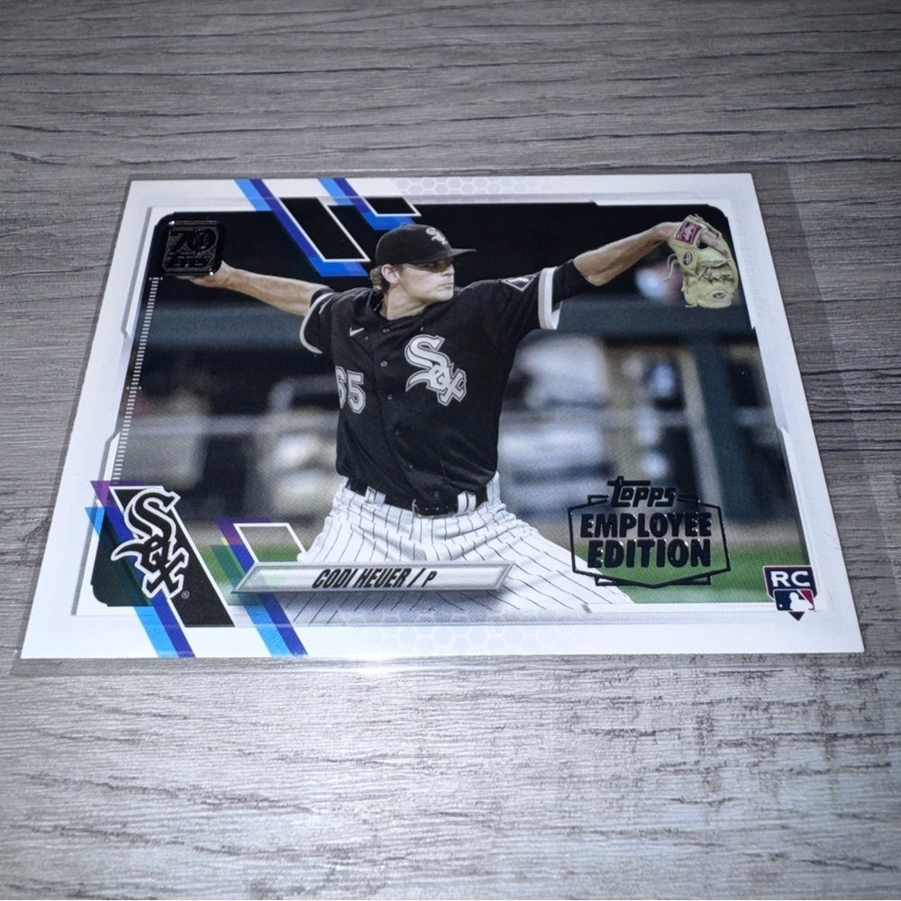 2021 Topps #311 Codi Heuer RC Employee Edition Extremely Rare Amazing Condition - Picture 2 of 4